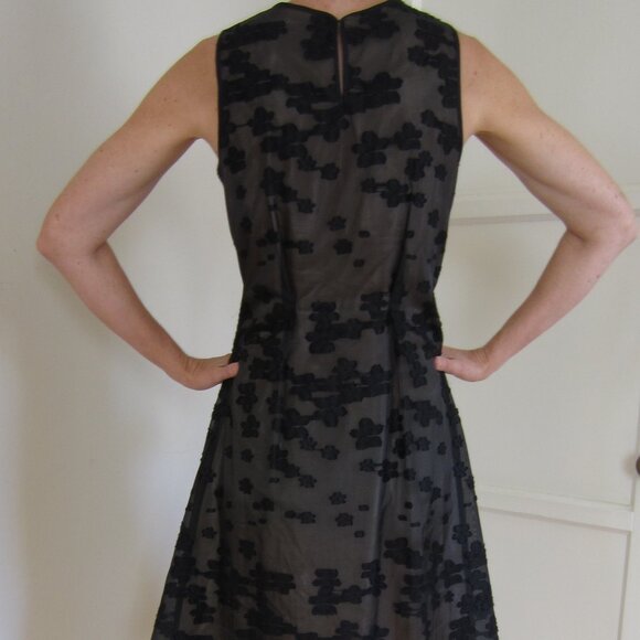 Leon Max Limited Edition Dress Black Silk Overlay Floral Size 8 - Picture 11 of 15